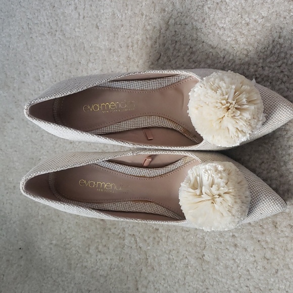Eva Mendes York Company Cream Pump With Pom Pom Size 7 - Picture 1 of 7